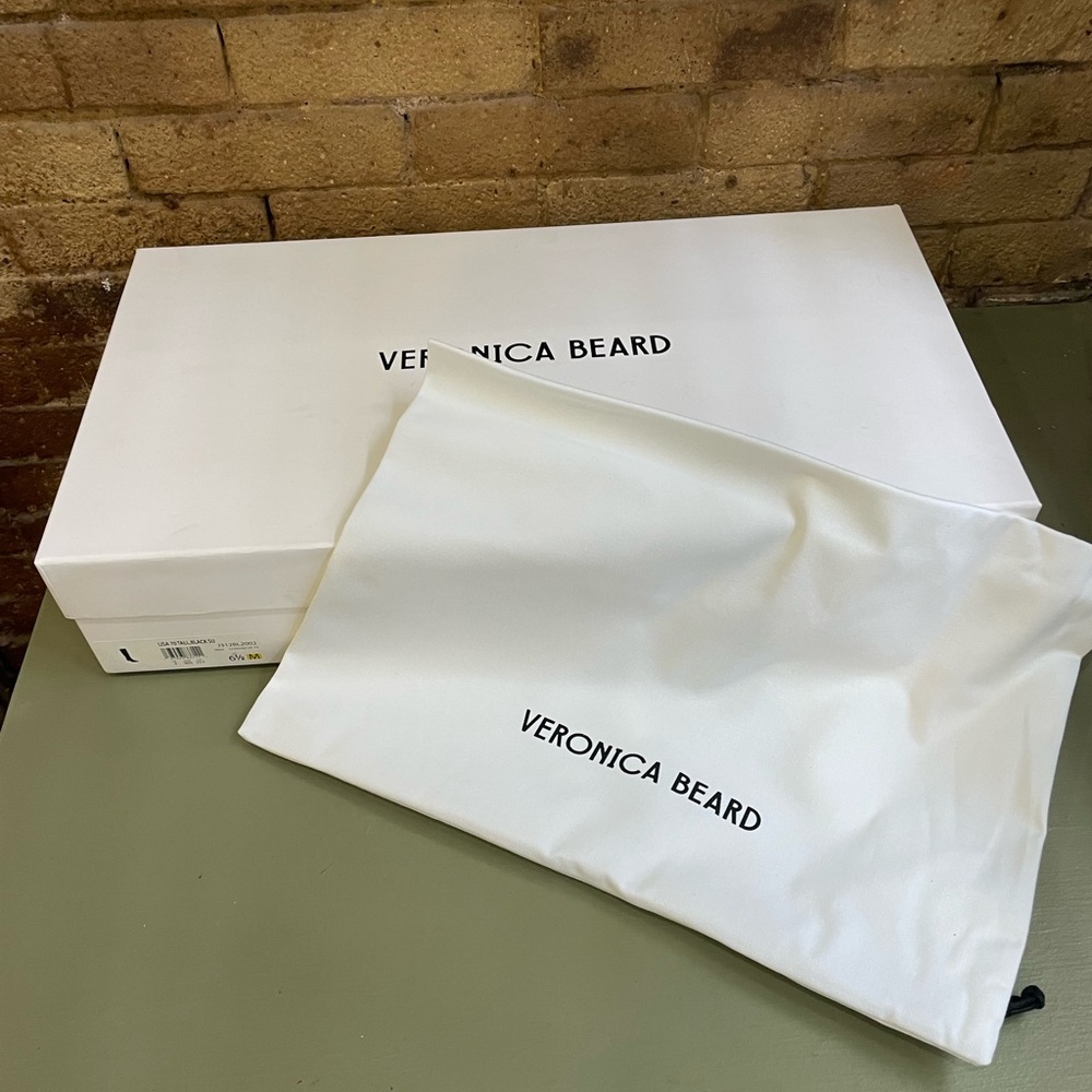 Veronica Beard White boot Box and dust bag (18” x 24”)